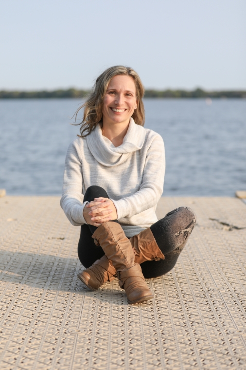 Isabelle Leullier, Massothérapeute
